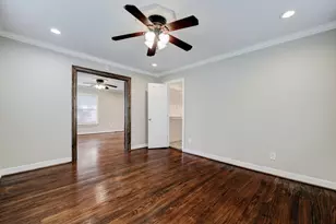 411 Lindale St, Houston, TX 77022 - Photo 4