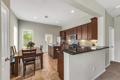 9402 Savannah Holly Drive, Houston, TX 77075 - Photo 8