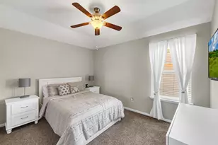 9402 Savannah Holly Dr, Houston, TX 77075 - Photo 16
