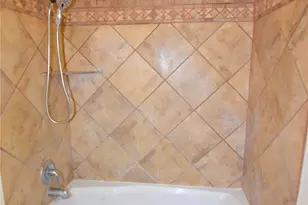 10920 Panther Ct, Houston, TX 77099 - Photo 16