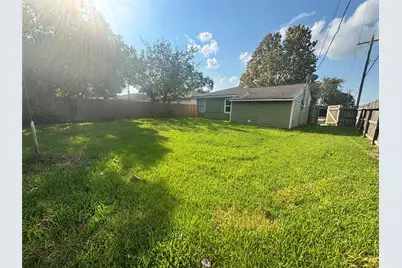 2432 38th Avenue N, Texas City, TX 77590 - Photo 20