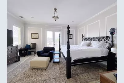 939 Queen Annes Road, Houston, TX 77024 - Photo 22