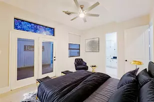 939 Queen Annes Rd, Houston, TX 77024 - Photo 6