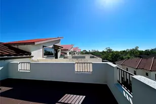 939 Queen Annes Rd, Houston, TX 77024 - Photo 34