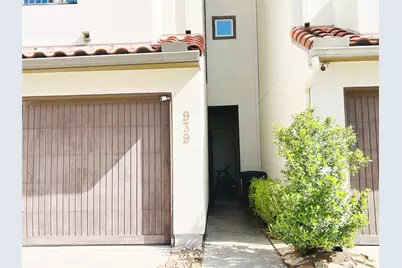 939 Queen Annes Road, Houston, TX 77024 - Photo 16