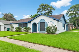 1431 Epsilon St, Pasadena, TX 77504 - Photo 4