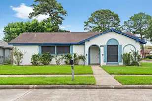 1431 Epsilon St, Pasadena, TX 77504 - Photo 2