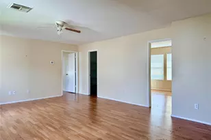 14423 Junction Pl Dr, Houston, TX 77045 - Photo 6