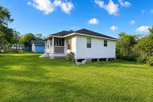 50 Sir Gawain Dr S, Bay City, TX 77414 - Photo 2