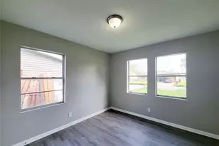 4909 Holloway Dr, Houston, TX 77048 - Photo 6