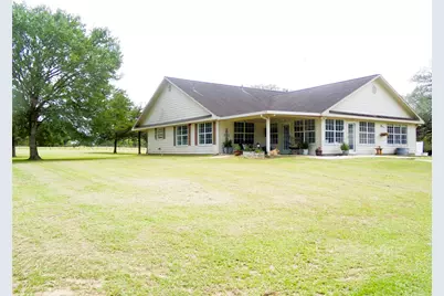 1015 Coy Road, Weimar, TX 78962 - Photo 2