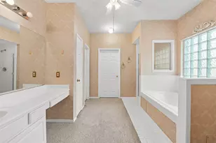 827 Hannock Glen Ln, Spring, TX 77373 - Photo 16