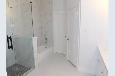 7002 S Hall Street #B, Houston, TX 77028 - Photo 8