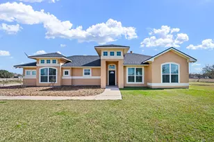 8131 Brinkmeyer Rd, Needville, TX 77461 - Photo 2