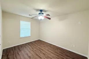 6346 Wilshire Ridge, Houston, TX 77040 - Photo 14