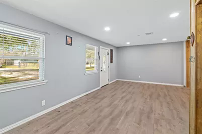 302 County Park Drive, League City, TX 77573 - Photo 4