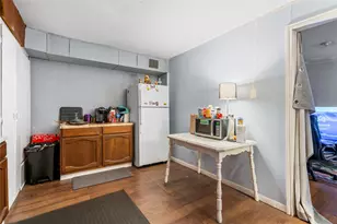 302 County Park Dr, League City, TX 77573 - Photo 30