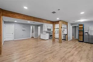 302 County Park Dr, League City, TX 77573 - Photo 6