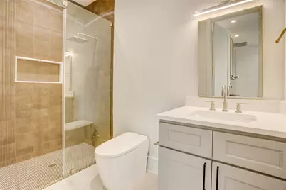 5409 Chevy Chase #B, Houston, TX 77056 - Photo 32