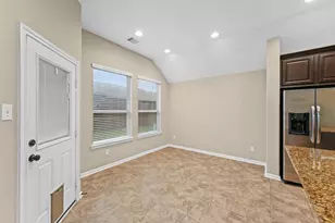 22403 Pebble Falls Ln, Tomball, TX 77375 - Photo 4