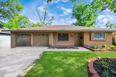 730 Columbia Lane, Deer Park, TX 77536 - Photo 2