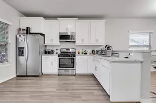 2411 Charles Rd, Houston, TX 77093 - Photo 10