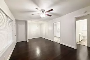 913 Wimberly St, Angleton, TX 77515 - Photo 4