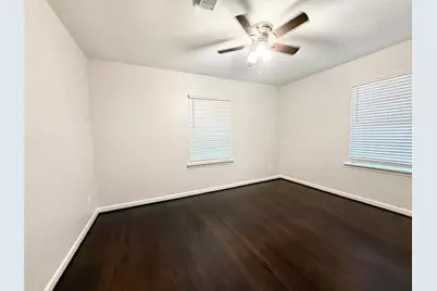 913 Wimberly Street, Angleton, TX 77515 - Photo 12