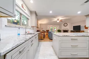 17559 S Compass Rose Circle Circle, Crosby, TX 77532 - Photo 8