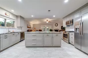 17559 S Compass Rose Circle Circle, Crosby, TX 77532 - Photo 8