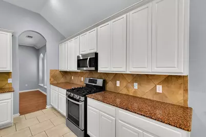 7 Caelin Court, The Woodlands, TX 77382 - Photo 14