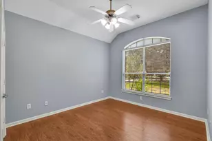 7 Caelin Ct, The Woodlands, TX 77382 - Photo 26