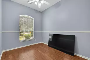 7 Caelin Ct, The Woodlands, TX 77382 - Photo 24