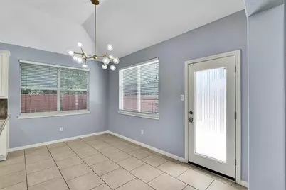 7 Caelin Court, The Woodlands, TX 77382 - Photo 16