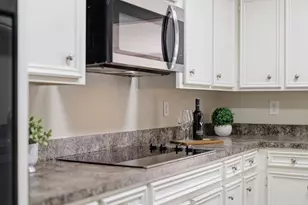 14121 Lost Meadow Ln, Houston, TX 77079 - Photo 20