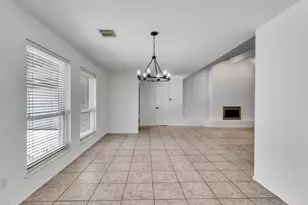 2819 Poplar Creek Ln, Pearland, TX 77584 - Photo 14