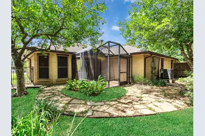 2819 Poplar Creek Lane, Pearland, TX 77584 - Photo 4