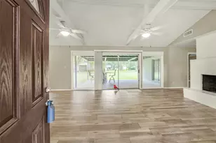 23807 Red Oak Dr, Spring, TX 77389 - Photo 2