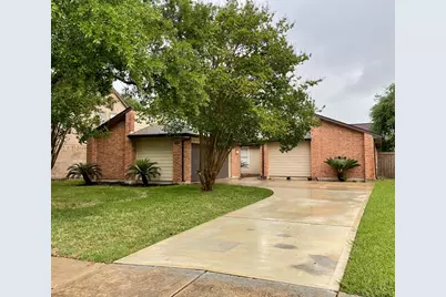 2126 Collingsfield Drive, Sugar Land, TX 77478 - Photo 2