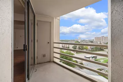 3525 Sage Road #713, Houston, TX 77056 - Photo 8