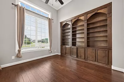 5303 Briarcliff Lane, Fulshear, TX 77441 - Photo 10