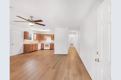 16774 Fallen Timbers Drive, Conroe, TX 77385 - Photo 4