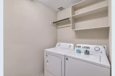 15919 Walnut Shores Drive, Houston, TX 77044 - Photo 32