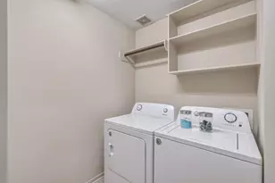 15919 Walnut Shores Dr, Houston, TX 77044 - Photo 32