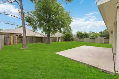 13614 Heath Spring Court, Houston, TX 77044 - Photo 30