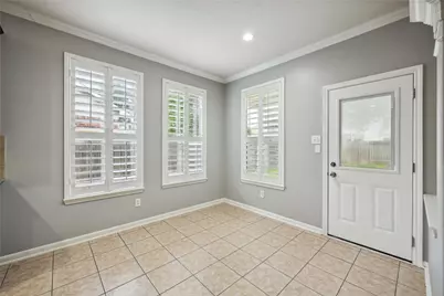 13614 Heath Spring Court, Houston, TX 77044 - Photo 10