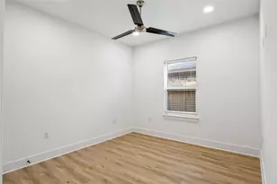 1121 Austin St, Rosenberg, TX 77471 - Photo 10