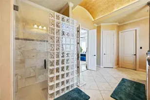 27 Highclere Park Dr, Spring, TX 77379 - Photo 22