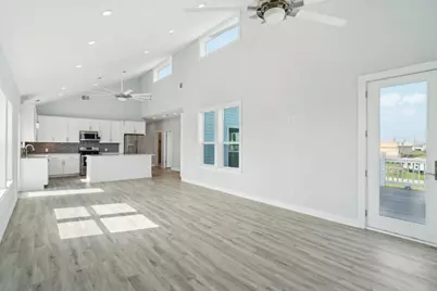 2115 Seahorse Lane, Port Bolivar, TX 77650 - Photo 6
