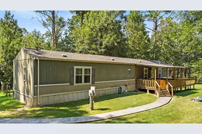 375 Chestnut Bend, Huntsville, TX 77320 - Photo 1